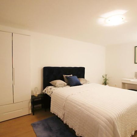 Bamboo Oasis Apartment With Terrace In The Garden And Free Parking, غييكا المظهر الخارجي الصورة